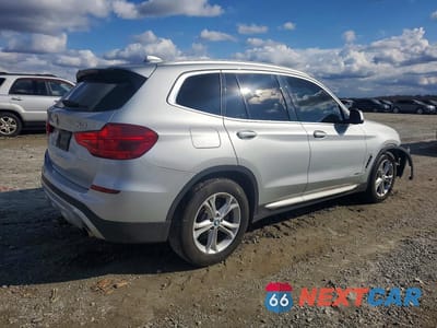 Trzecie zdjęcie samochodu z tyłu: 2018 BMW X3 XDRIVE30I VIN:5UXTR9C53JLD61657 - miniatura