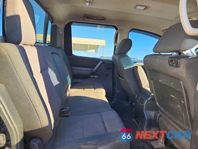 Zdjęcie 10 z 12 samochodu: 2014 NISSAN TITAN S VIN:1N6BA0ED6EN516680 - miniatura