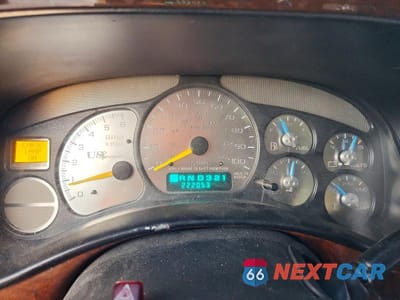 Zdjęcie 9 z 12 samochodu: 2001 CHEVROLET SILVERADO C1500 VIN:2GCEC19V911130785 - miniatura