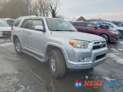 Czwarte zdjęcie samochodu z boku: 2011 TOYOTA 4RUNNER SR5 VIN:JTEBU5JR7B5043663 - miniatura