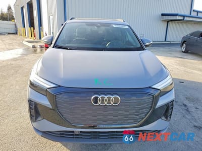 Piąte zdjęcie samochodu w środku: 2025 AUDI Q4 E-TRON PREMIUM VIN:WA1A5BFZXSP040386 - miniatura