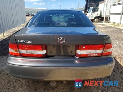 Zdjęcie 6 z 12 samochodu: 2001 LEXUS ES 300 BASE VIN:JT8BF28G610293634 - miniatura
