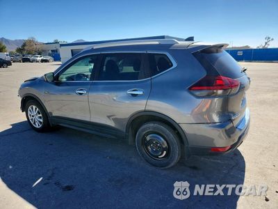 Drugie zdjęcie samochodu z przodu: 2019 NISSAN ROGUE SV VIN:5N1AT2MTXKC723959 - miniatura