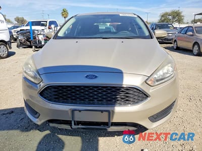 Piąte zdjęcie samochodu w środku: 2017 FORD FOCUS SE VIN:1FADP3K23HL338764 - miniatura