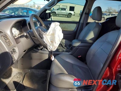 Zdjęcie 7 z 13 samochodu: 2005 FORD ESCAPE XLT VIN:1FMYU03145KE10402 - miniatura