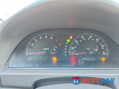Zdjęcie 9 z 12 samochodu: 2003 TOYOTA CAMRY LE VIN:4T1BE30K73U672322 - miniatura