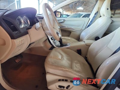 Zdjęcie 7 z 14 samochodu: 2013 VOLVO XC60 3.2 VIN:YV4952DL1D2388758 - miniatura