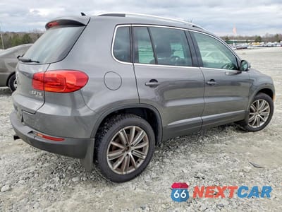 Trzecie zdjęcie samochodu z tyłu: 2015 VOLKSWAGEN TIGUAN S VIN:WVGBV7AX4FW516832 - miniatura