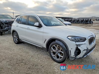 Czwarte zdjęcie samochodu z boku: 2024 BMW X3 SDRIVE30I VIN:5UX43DP02R9W89858 - miniatura