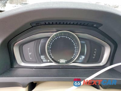 Zdjęcie 9 z 11 samochodu: 2016 VOLVO S60 PLATINUM VIN:LYV612TM5GB088929 - miniatura