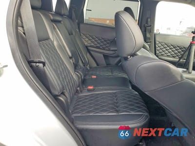 Zdjęcie 11 z 14 samochodu: 2023 MITSUBISHI OUTLANDER SEL VIN:JA4T5VA96PZ058266 - miniatura