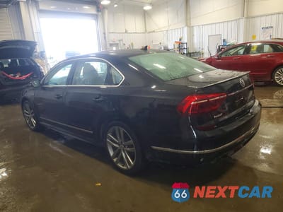 Drugie zdjęcie samochodu z przodu: 2017 VOLKSWAGEN PASSAT R-LINE VIN:1VWDT7A33HC082839 - miniatura