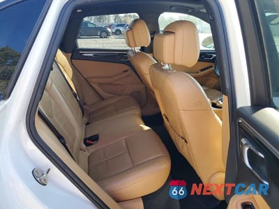 Zdjęcie 11 z 12 samochodu: 2018 PORSCHE MACAN VIN:WP1AA2A59JLB08963 - miniatura