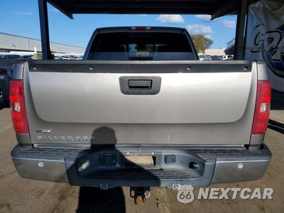 Zdjęcie 6 z 12 samochodu: 2007 CHEVROLET SILVERADO K1500 CREW CAB VIN:3GCEK13377G525610 - miniatura