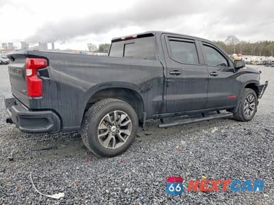 Trzecie zdjęcie samochodu z tyłu: 2020 CHEVROLET SILVERADO K1500 RST VIN:3GCUYEED0LG451996 - miniatura