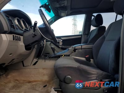 Zdjęcie 7 z 14 samochodu: 2004 TOYOTA 4RUNNER SR5 VIN:JTEBT14R848016674 - miniatura