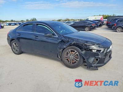 Czwarte zdjęcie samochodu z boku: 2020 MERCEDES-BENZ A 220 VIN:W1K3G4EB8LJ238211 - miniatura