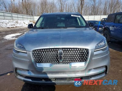 Piąte zdjęcie samochodu w środku: 2024 LINCOLN AVIATOR VIN:5LM5J6XC7RGL02128 - miniatura