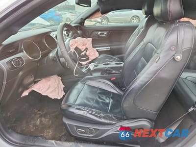 Zdjęcie 7 z 11 samochodu: 2015 FORD MUSTANG VIN:1FA6P8TH8F5361077 - miniatura