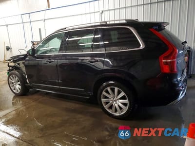 Drugie zdjęcie samochodu z przodu: 2017 VOLVO XC90 T6 VIN:YV4A22PK6H1116114 - miniatura