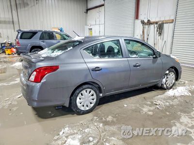 Trzecie zdjęcie samochodu z tyłu: 2016 NISSAN VERSA S VIN:3N1CN7AP3GL861529 - miniatura