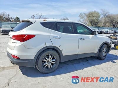 Trzecie zdjęcie samochodu z tyłu: 2013 HYUNDAI SANTA FE SPORT 2.0T VIN:5XYZW3LA0DG066933 - miniatura