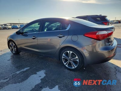 Drugie zdjęcie samochodu z przodu: 2014 KIA FORTE EX VIN:KNAFZ4A8XE5104725 - miniatura