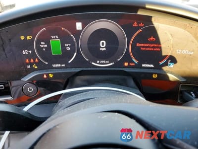 Zdjęcie 9 z 12 samochodu: 2025 PORSCHE TAYCAN BASE VIN:WP0AA2Y15SSA09121 - miniatura