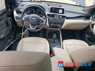 Zdjęcie 8 z 14 samochodu: 2020 BMW X1 XDRIVE28I VIN:WBXJG9C02L5P12598 - miniatura