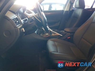 Zdjęcie 7 z 11 samochodu: 2013 BMW X1 SDRIVE28I VIN:WBAVM1C56DVW43191 - miniatura