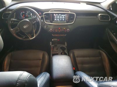 Zdjęcie 8 z 13 samochodu: 2017 KIA SORENTO VIN:5XYPHDA54HG336958 - miniatura