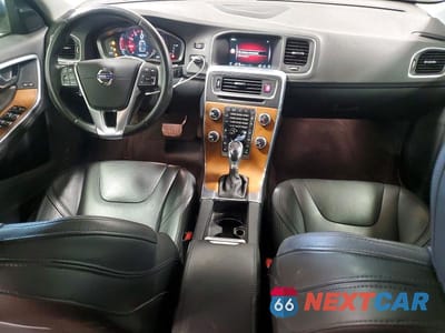 Zdjęcie 8 z 12 samochodu: 2016 VOLVO S60 PREMIER VIN:LYV402FK0GB102126 - miniatura