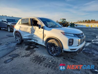 Czwarte zdjęcie samochodu z boku: 2024 MITSUBISHI OUTLANDER SPORT S/SE VIN:JA4ARUAU4RU005723 - miniatura