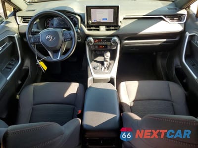 Zdjęcie 8 z 13 samochodu: 2023 TOYOTA RAV4 PRIME SE VIN:JTMCB3FVXPD145044 - miniatura