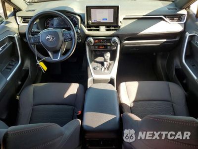 Zdjęcie 8 z 13 samochodu: 2023 TOYOTA RAV4 PRIME SE VIN:JTMCB3FVXPD145044 - miniatura