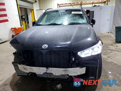 Piąte zdjęcie samochodu w środku: 2022 BMW X5 M50I VIN:5UXJU4C00N9M47215 - miniatura