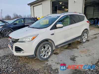 2016 FORD ESCAPE TITANIUM 1FMCU9J94GUC42484 - główne zdjęcie licytacji z USA - miniatura