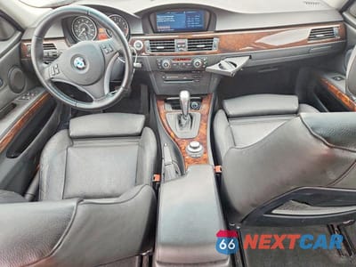 Zdjęcie 8 z 12 samochodu: 2007 BMW 335 I VIN:WBAVB73507PA85150 - miniatura