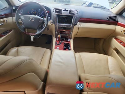 Zdjęcie 8 z 12 samochodu: 2008 LEXUS LS 460 VIN:JTHBL46F885079904 - miniatura