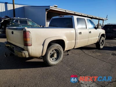 Trzecie zdjęcie samochodu z tyłu: 2003 GMC SIERRA K1500 HEAVY DUTY VIN:1GTGK13UX3F119284 - miniatura