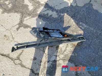 Zdjęcie 12 z 14 samochodu: 2018 CHEVROLET CRUZE LS VIN:1G1BC5SM3J7133561 - miniatura