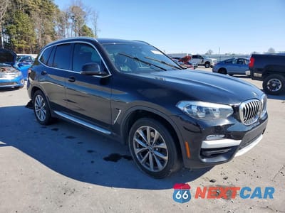 Czwarte zdjęcie samochodu z boku: 2019 BMW X3 SDRIVE30I VIN:5UXTR7C53KLR50596 - miniatura