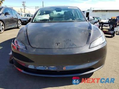 Piąte zdjęcie samochodu w środku: 2026 TESLA MODEL 3 VIN:5YJ3E1EA1TF123785 - miniatura