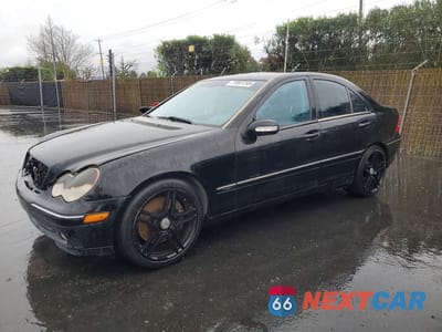 2004 MERCEDES-BENZ C 230K SPORT SEDAN WDBRF40J94A630636 - główne zdjęcie licytacji z USA - miniatura