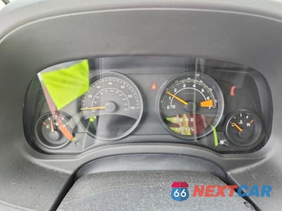 Zdjęcie 9 z 12 samochodu: 2016 JEEP COMPASS VIN:1C4NJDBB0GD662589 - miniatura