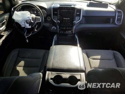 Zdjęcie 8 z 12 samochodu: 2021 RAM 1500 BIG HORN/LONE STAR VIN:1C6SRFFT5MN576671 - miniatura