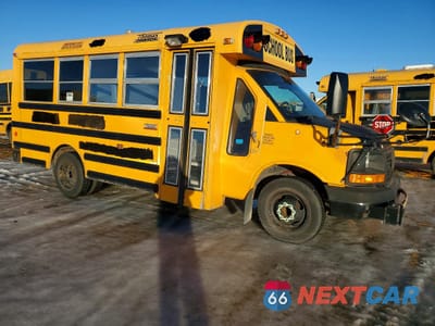 Czwarte zdjęcie samochodu z boku: 2010 CHEVROLET EXPRESS G3 VIN:1GB6G2AG7A1163967 - miniatura