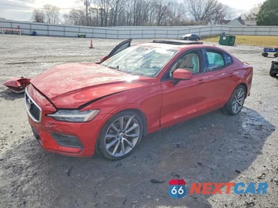 2019 VOLVO S60 T5 MOMENTUM 7JR102FK7KG002347 - główne zdjęcie licytacji z USA - miniatura
