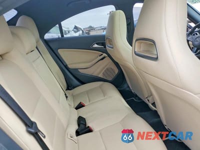 Zdjęcie 10 z 12 samochodu: 2017 MERCEDES-BENZ CLA 250 4MATIC VIN:WDDSJ4GB9HN430036 - miniatura