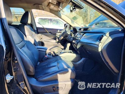 Zdjęcie 7 z 14 samochodu: 2019 NISSAN ROGUE S VIN:5N1AT2MT8KC711342 - miniatura